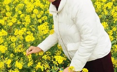 荫蒂被男人添舒服了九浅一深